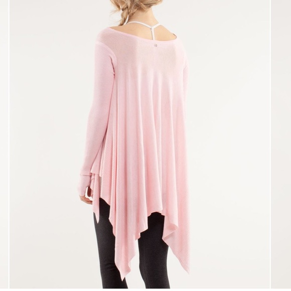 Lululemon Enlightened Pullover
Heathered Blush Quartz - Picture 2 of 7